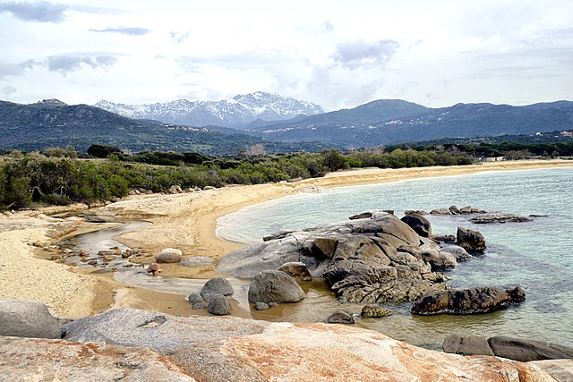 La plage d’Aregno